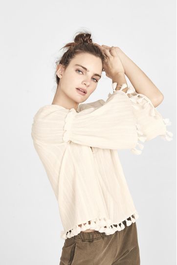 

Camisa Zenaida Rapsodia Talla: S y color: blanco