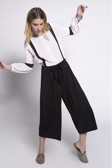 

Pantalón Mummi Rapsodia Talla: L y color: negro