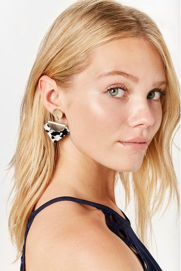 

Aretes Stone Rapsodia Resin Talla: Unitalla y color: plata