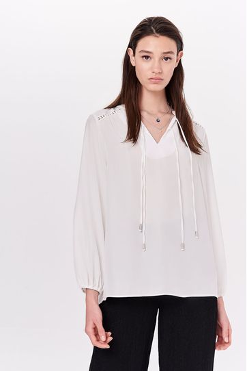 

Camisa Charlotte Rapsodia Di Talla: L y color: blanco