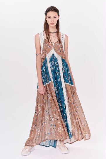 

Vestido Crozon Rapsodia Blossom talla: M y color: multicolor