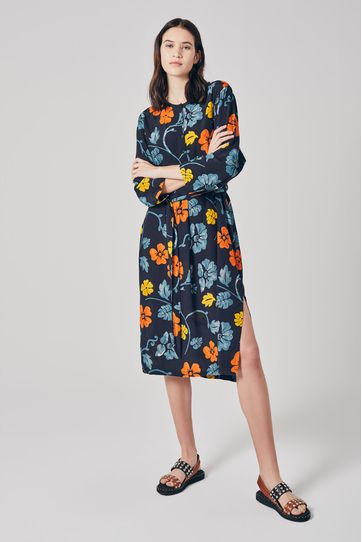 

Vestido Jekel Rapsodia Panama talla: S y color: negro