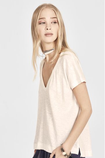 

Playera Sofi Rapsodia V Neck Talla: XL y color: blanco