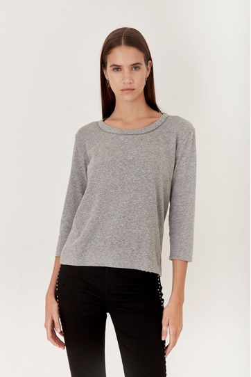 

Playera Clara Rapsodia Andre Talla: XS y color: gris melange