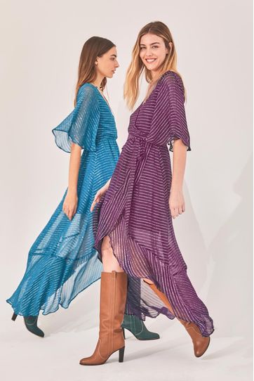 

Vestido Andrea Rapsodia Maho New Talla: XS y color: violeta