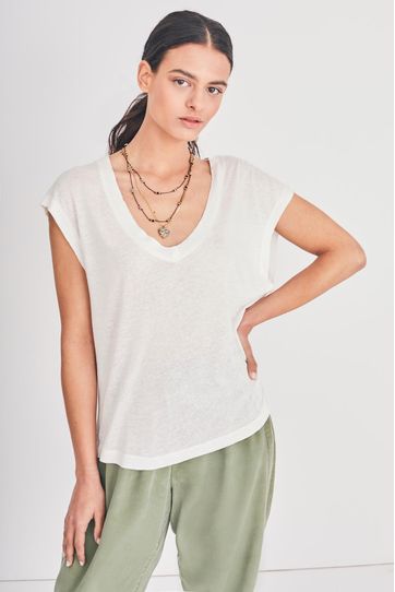 

Playera Andre Rapsodia Talla: XL y color: blanco