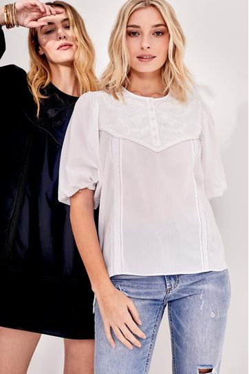 

Camisa Olivier Rapsodia Talla: S y color: blanco