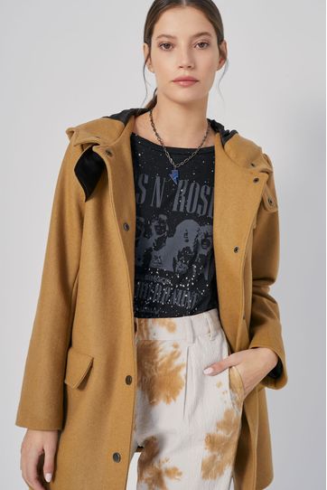

Abrigo Dinka Rapsodia Eric Talla: S y color: camel