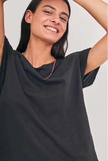 

Playera Cata Rapsodia Basic Talla: XS y color: negro