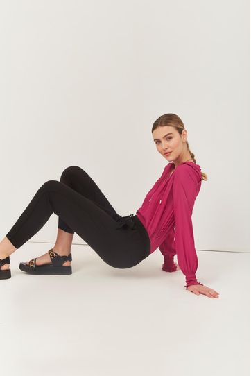 

Pantalón Porter Rapsodia Luna D Talla: XS y color: Negro