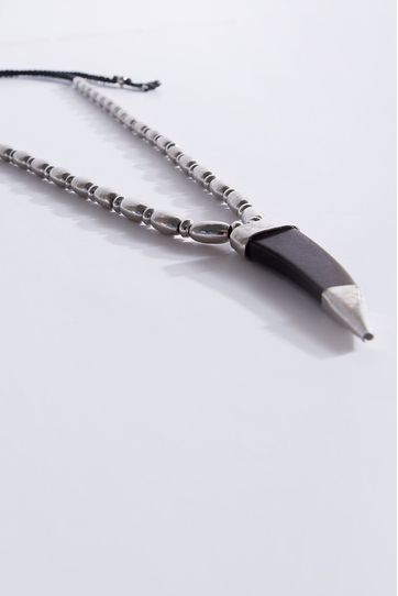 

Collar Modern Rapsodia Horn Talla: Unitalla y color: negro