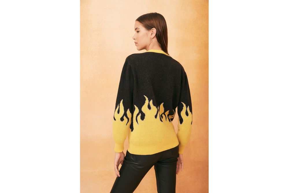 Sweater-Fire-Rapsodia