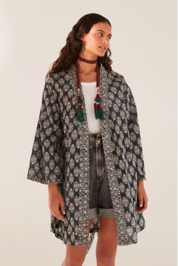 

Kimono Ani Rapsodia Bianca Talla: M y color: negro