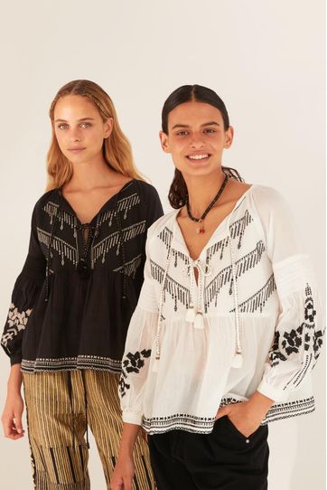 

Camisa Kewele Rapsodia New Talla: M y color: crudo