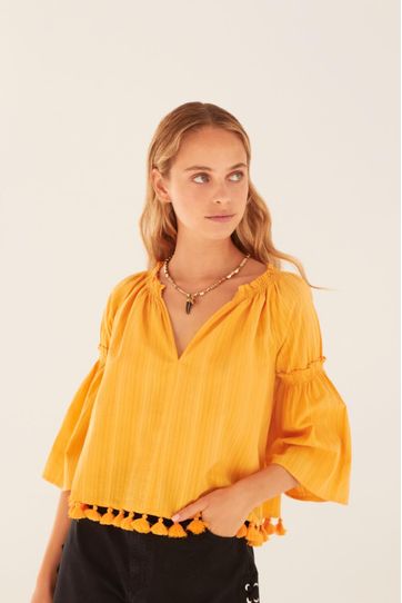 

Camisa Zenaida Rapsodia New Talla: XS y color: mostaza