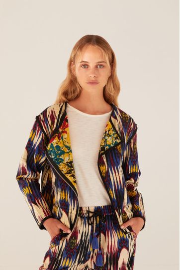 

Chamarra Cindy Rapsodia Nairobi Talla: L y color: crudo