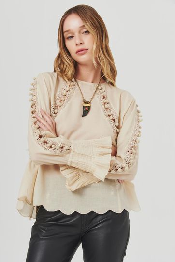 

Camisa Ladil Rapsodia New Talla: M y color: crudo