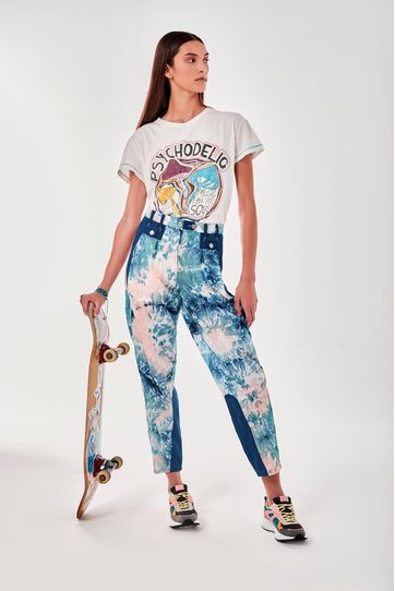 

Pantalon Bundu Rapsodia Batik Talla: XS y color: verde
