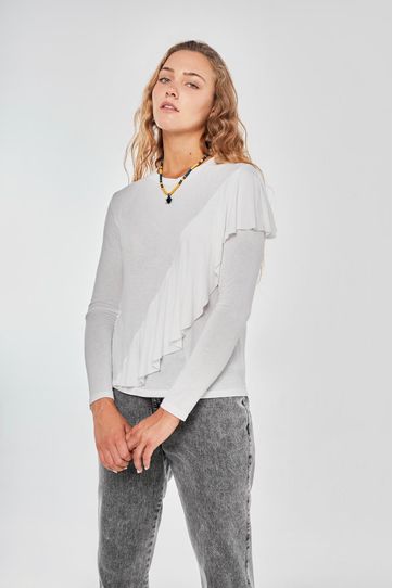 

Playera Francis Rapsodia Talla: M y color: blanco