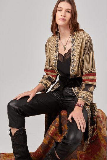 

Kimono Egipto Rapsodia Nilo Talla: L y color: marron
