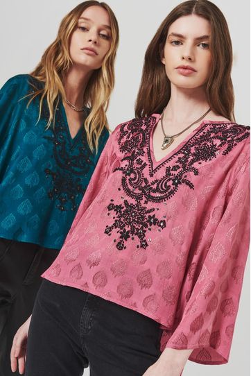 

Camisa Rapsodia Gandha Zapp Violeta Talla: XS y color: violeta