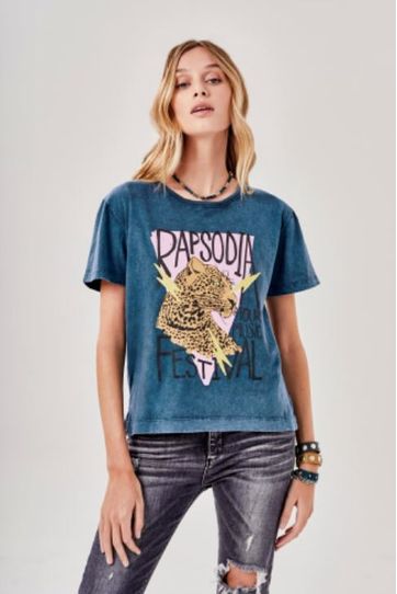 

Playera Rapsodia Wild Fest Petroleo Talla: L y color: petroleo