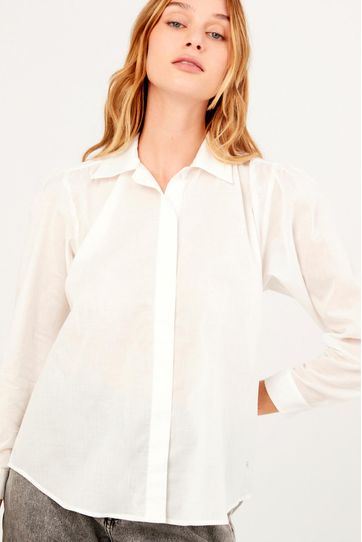 

Camisa Rapsodia Geraldine Blanco Talla: S y color: blanco