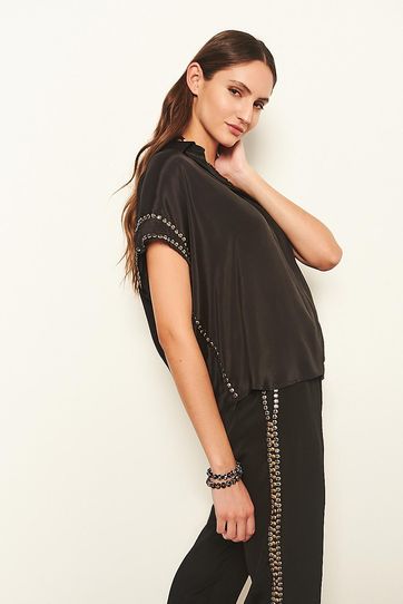 

Camisa Rapsodia Andaluz New Negro Talla: XL y color: negro