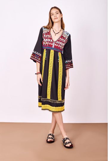 

Vestido Rapsodia Surika Ethnic Negro Talla: XS y color: negro