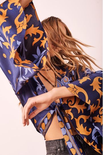 

Camisa Rapsodia Comte Mayura D Azul Talla: XL y color: azul