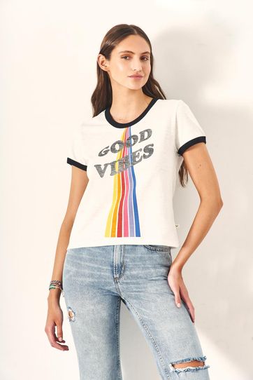 

Playera Rapsodia Good Vibes New Talla: S y color: crudo