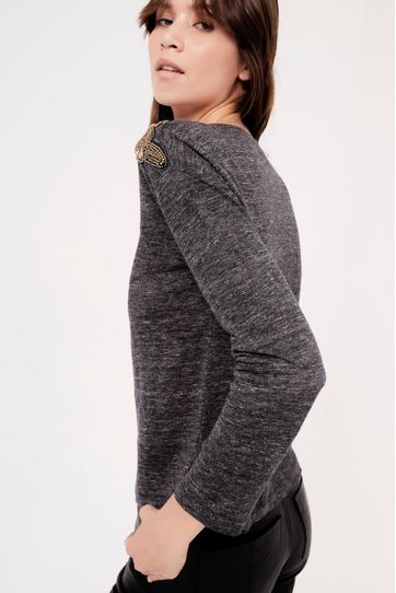 

Blusa Rapsodia Itami Talla: XS y color: negro