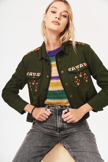 

Chamarra Rapsodia Edik Nobu Talla: XS y color: verde