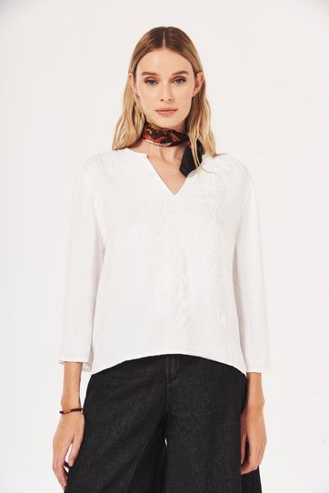 

Camisa Rapsodia Gandha Zapp Talla: XS y color: crudo
