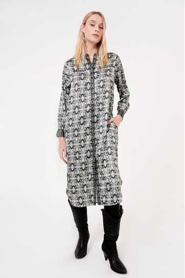 

Camisa Rapsodia Gunjeet Kanji D Talla: XL y color: negro