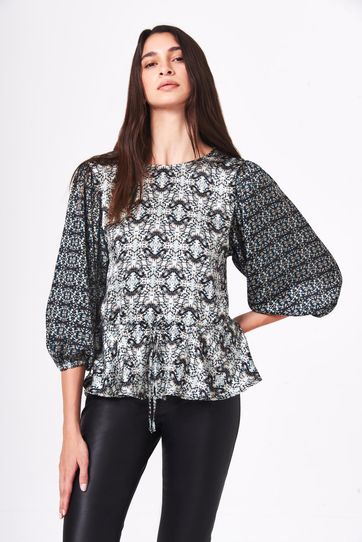 

Camisa Rapsodia Iku Kanji D Talla: XS y color: negro