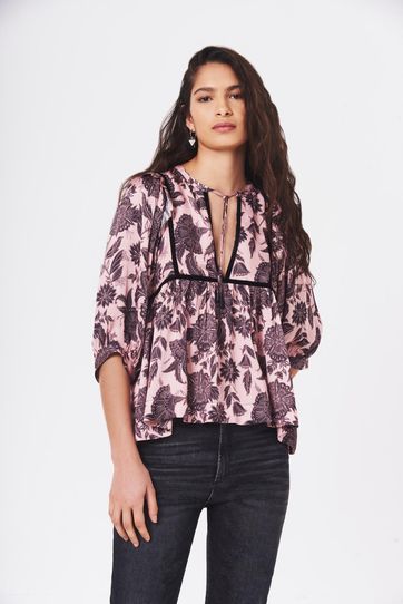 

Camisa Rapsodia Osaka Ryu D Talla: X y color: rosa