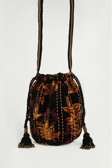 

Bolsa Rapsodia Nagasaki Velvet Talla: U y color: mostaza