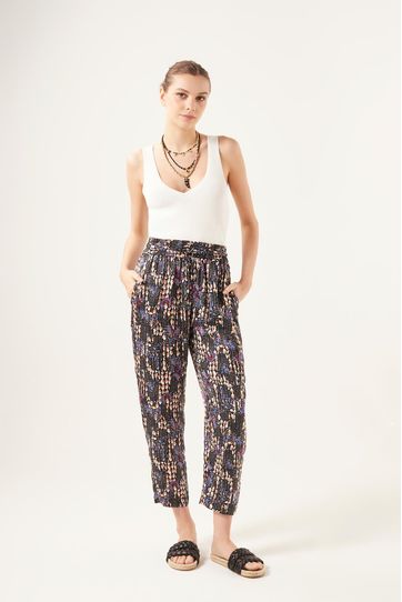 

Pantalón Rapsodia Andaluz Zizi D Talla: XS y color: negro