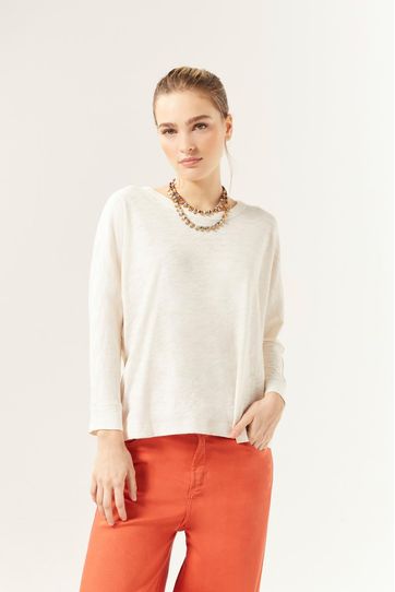 

Playera Rapsodia Vale New Talla: M y color: crudo