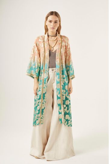 

Kimono Rapsodia Gradient Jacquard Talla: L y color: multicolor