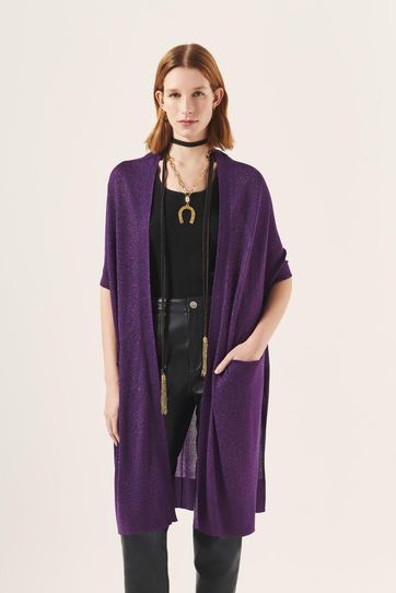 

Cardigan Rapsodia Zizi Shine Talla: M y color: violeta