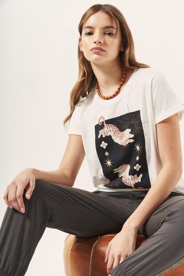 

Playera Rapsodia Animal New Talla: L y color: crudo
