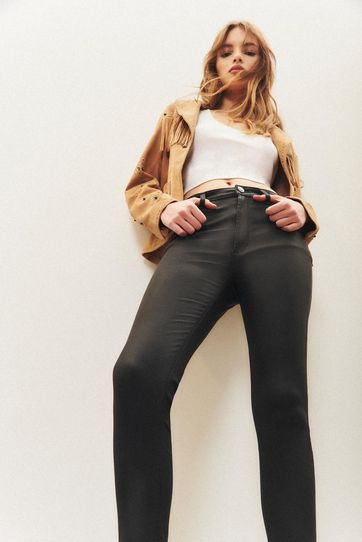 

Jeans Rapsodia Skinny Satin Black D Talla: 22 y color: negro