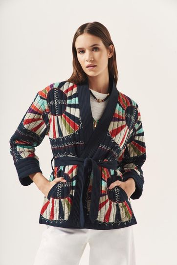 

Kimono Rapsodia Patch Night Talla: XS y color: Negro