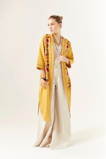 

Kimono Rapsodia Nitu Spices Talla: XS y color: mostaza