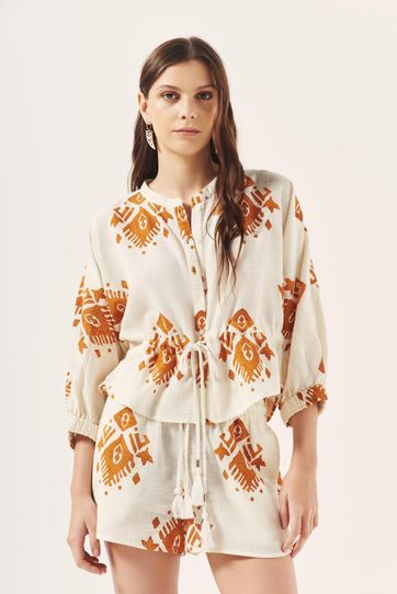 

Camisa Rapsodia Gretta Mousi Talla: XS y color: mostaza