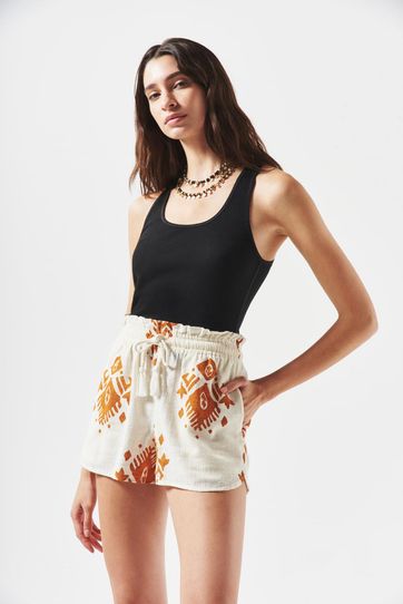

Short Rapsodia Gretta Mousi Talla: M y color: mostaza