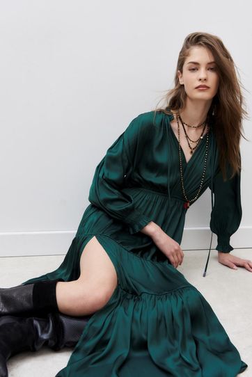 

Vestido Rapsodia Manhattan Talla: L y color: petroleo