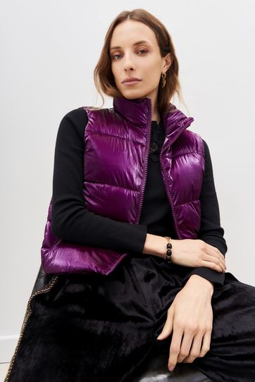 

Chaleco Rapsodia Bhali Talla: S y color: violeta
